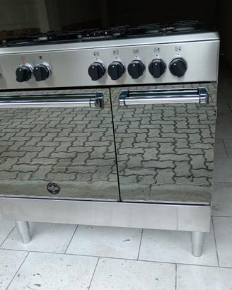 Forno e piano cottura La Germania Bertazzoni