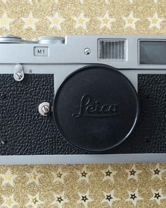 Leica M1