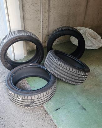 Michelin Pilot Sport 5 225 / 40 / ZR18 Estivi