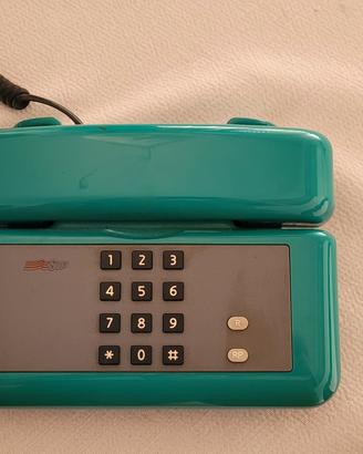 Telefono a tastiera verde