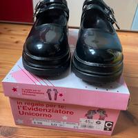 scarpe vernice nera taglia 35