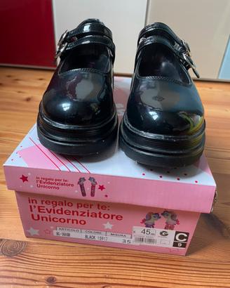 scarpe vernice nera taglia 35