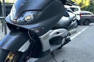 Yamaha tmax