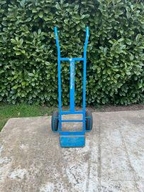 Carrello in ferro per trasporti