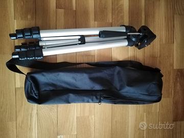 Cavalletto per fotocamera e videocamera