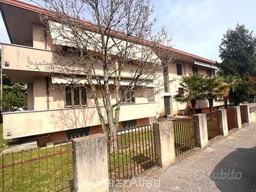 Appartamento con taverna e garage