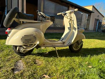 Piaggio Vespa 125 VN2