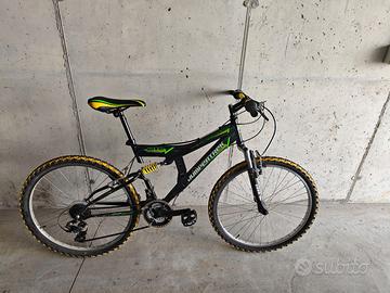 Mountain Bike Jumper Trek 26" Ragazzo