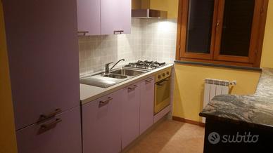 Cucina prima qualità AIKOMAI usata per cambio casa