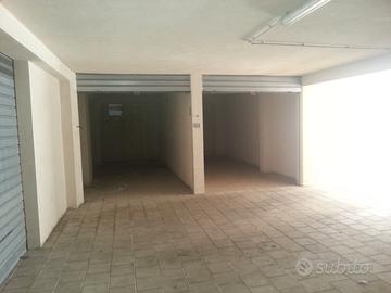 Garage - box - ripostigio - magazzino - posto auto