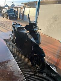 Sh 300