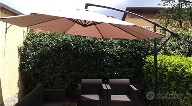 Ombrellone Tillvex grande da giardino