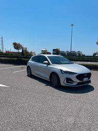 Ford Focus St Line 1.0 EcoBoost Hybrid 125cv