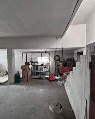 MAGAZZINO A CADONEGHE
