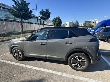 Nuova Peugeot 2008 Mild Hybrid GT