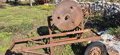 Antica serra per tufi