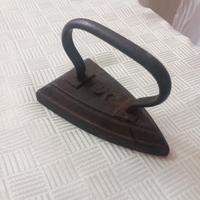 Antico Ferro da Stiro n. 5 in Ghisa - Vintage Fine