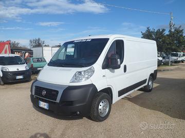 Fiat Ducato furgone lungo tetto basso