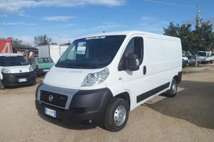 Fiat Ducato furgone lungo tetto basso