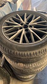 4 cerchi Toyota 5x114 18” gomme michelin 225/5018