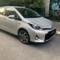Yaris Hybrid 2014 Automatica 97mila km - Milano