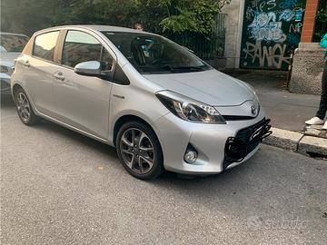 Yaris Hybrid 2014 Automatica 97mila km - Milano