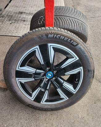 BMW iX3 ruote invernali 19 pollici G08