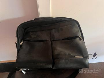 Borsa per computer con tasche pagata 75