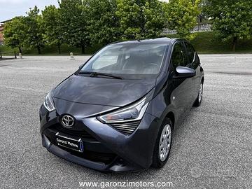 Toyota Aygo Connect 1.0 VVT-i 72 CV 5 porte x...