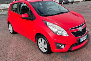 Chevrolet Spark city car full optional