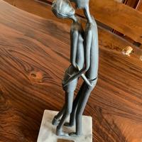 Statua in ghisa Amanti - firmata D.PIPOLI