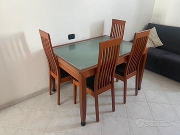 Tavolo + Sedie