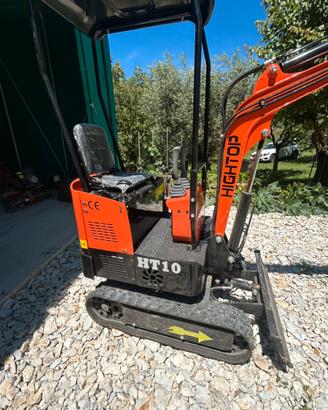 Mini ESCAVATORE