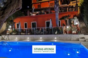 Terreno Con Struttura Ricettiva Zona Quadrivio