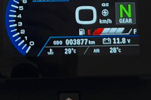 Suzuki v-strom 800 SE pari al nuovo