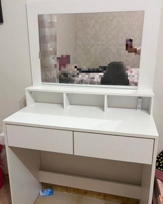 Specchiera trucco