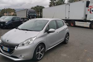 Peugeot 208 1.6 115 CV