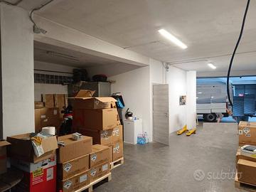 Immobile di 150 m² a Collegno