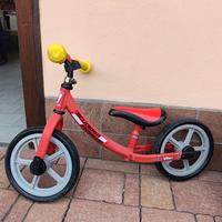Balance  bike Ferrari chicco - bici bambino 