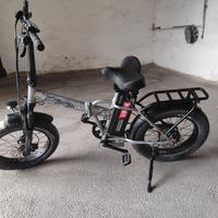 Bici Lombardo 250w 48v centralina batteria nuove 