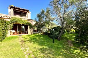 Villa a schiera d'angolo a budoni