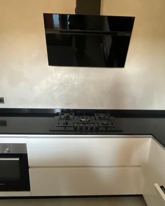 Cucina completa di elettrodomestici