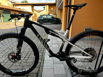 Canyon lux cf7