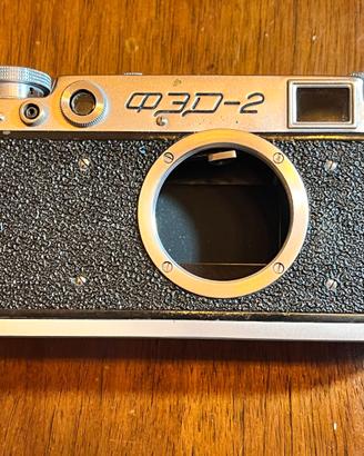 Fotocamera a pellicola FED 2 sovietica