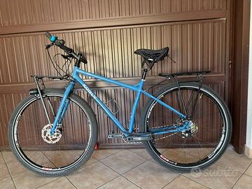 Surly Ogre con mozzo Rohloff e Dinamo - Expedition