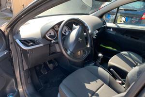 PEUGEOUT 207