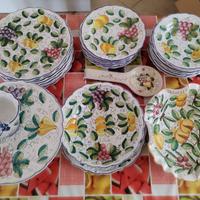 Servizio di piatti ceramica di castelli nuovo 