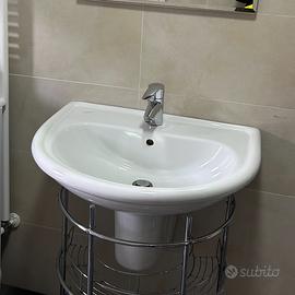 Lavabo bianco bagno