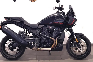 Harley Davidson Pan America ST 1250 2025