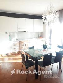 PASTORELLO DI LANGHIRNO (PR) - BILOCALE CON TERRAZ